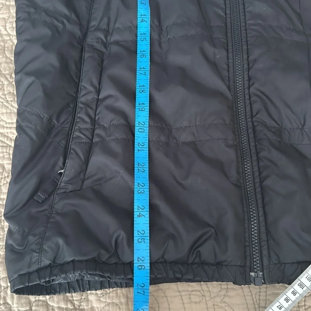 The North Face Men’s Light Weight Zip Up Jacket